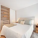 Dto Zona Gueemes Premium Con Cochera - Maires Urbano 1204 - Hola Sur